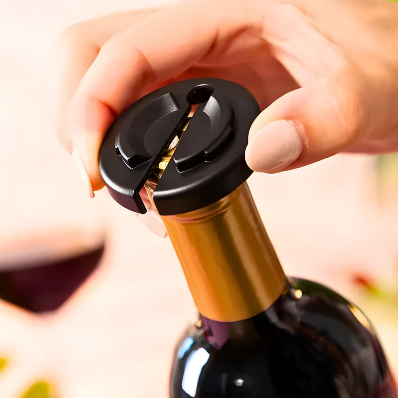 Kit Para Vinho Com Bico Aerador e Rolha Tampa a Vácuo.